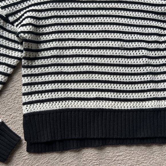 Aeropostale Women Cable Knit Cropped Pullover Sweater Top Long Sleeve Striped XS - Picture 3 of 11